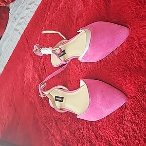 Nine West Flats